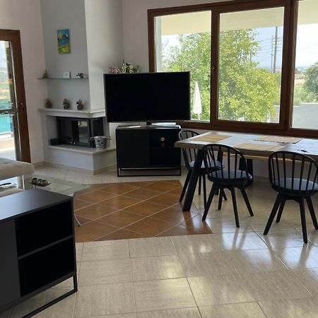 Serenity House Epanomi Eksteriør billede